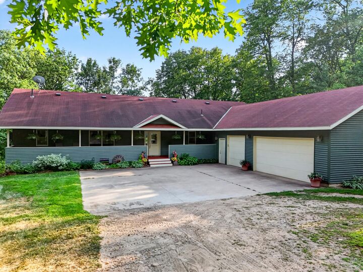 Property Photo: 26433 Cole Lake Way MN 56441