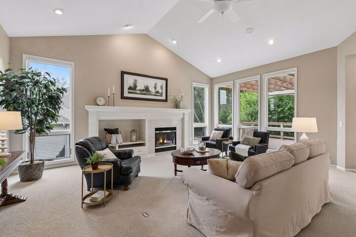 Property Photo:  19081 Inndale Drive  MN 55044 