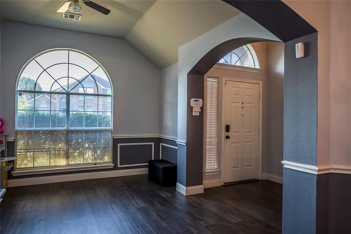 Property Photo: 1532 Mill Creek Drive TX 75115
