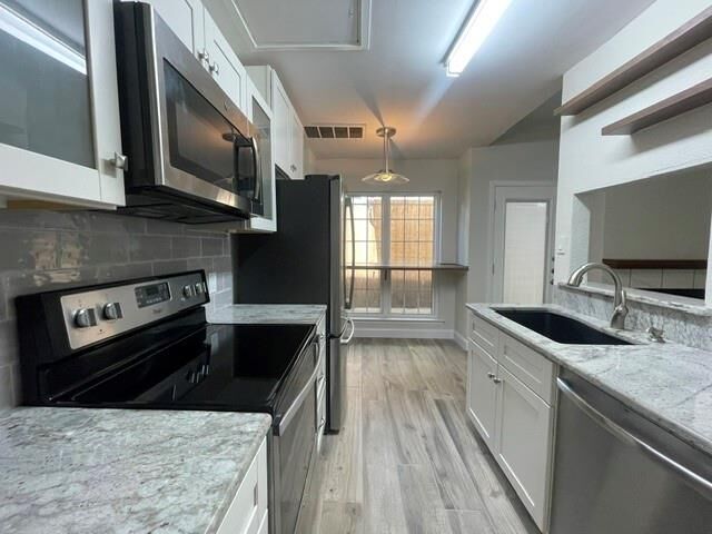 Property Photo: 3904 Rawlins Street 113 TX 75219