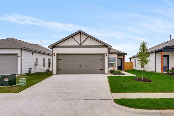 Property Photo:  3921 Starry Night Cove  TX 75092 