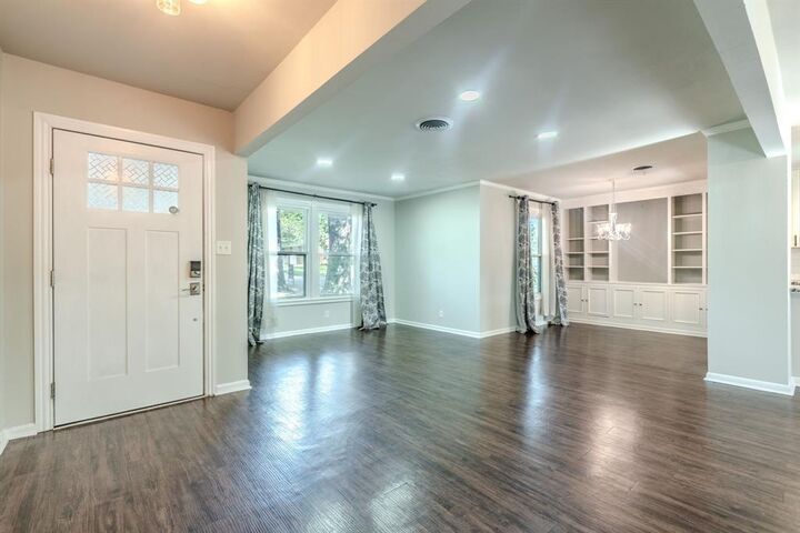 Property Photo: 6025 Wester Avenue TX 76133
