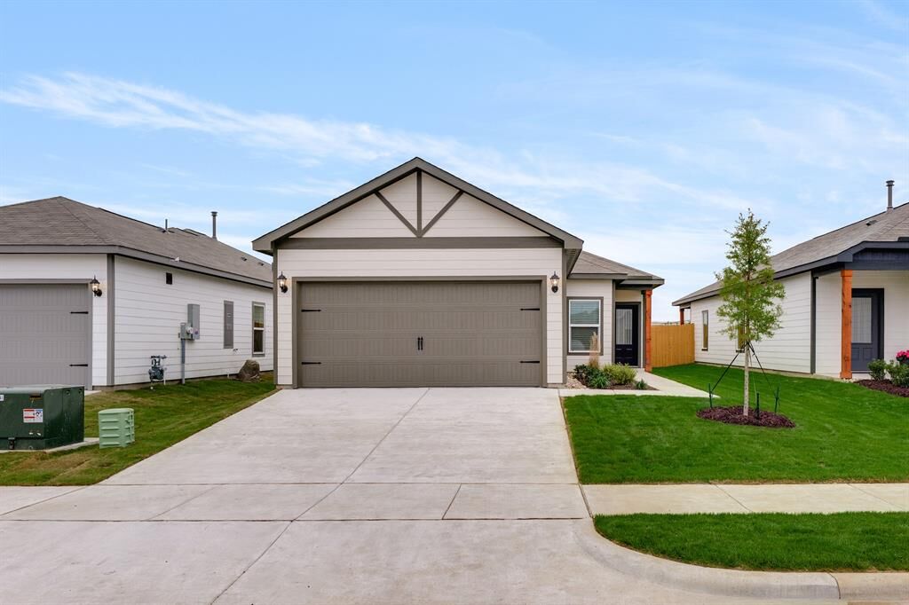 Property Photo:  3917 Starry Night Cove  TX 75092 