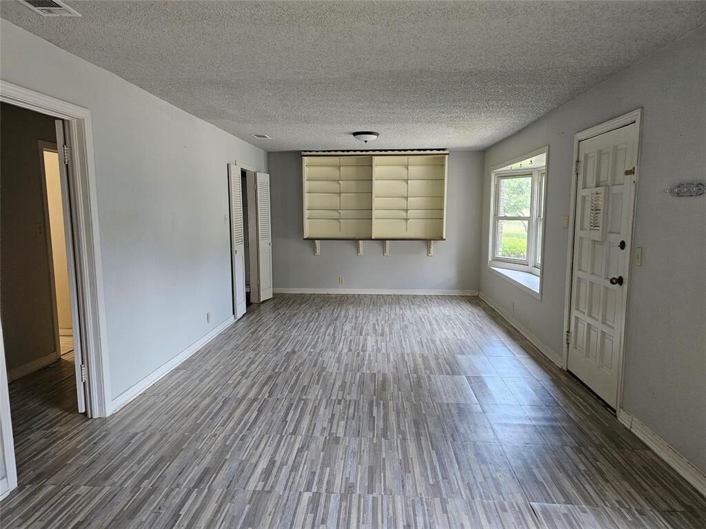 Property Photo:  2515 Denison Street  TX 76201 