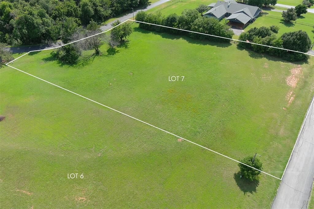 Property Photo: 107 Eastwood Drive OK 73044