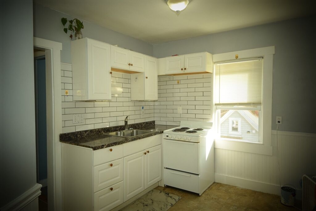 Property Photo: 24 Blackstone St 2 MA 02072