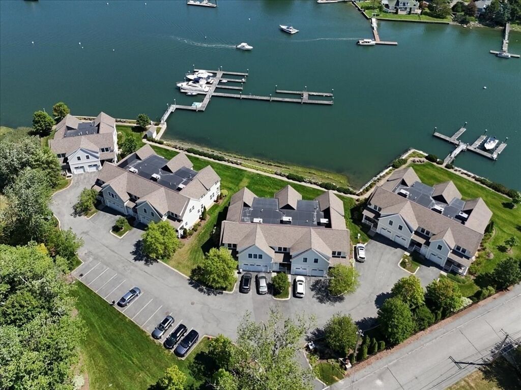 Property Photo:  58 River St 1  MA 01923 
