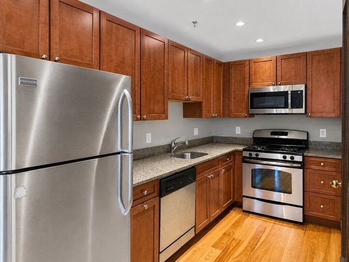 Property Photo: 113 Beacon St F-5 MA 02116