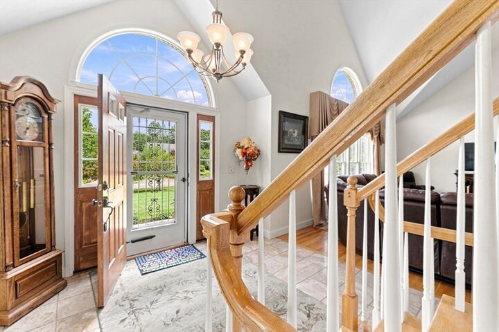 Property Photo: 10 Edna Cir MA 02717