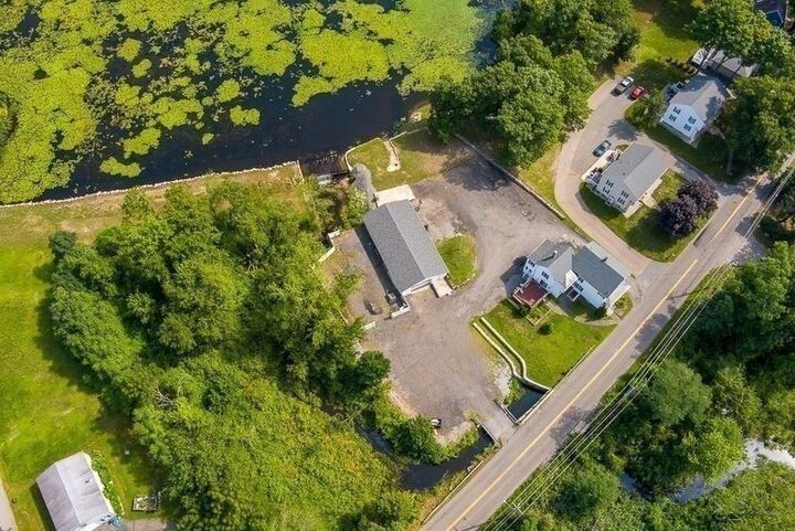 Property Photo:  25 East St  MA 01536 