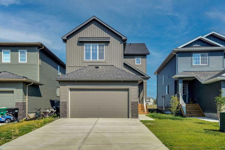Property Photo: 534 Ranch Green AB T1P 2H9