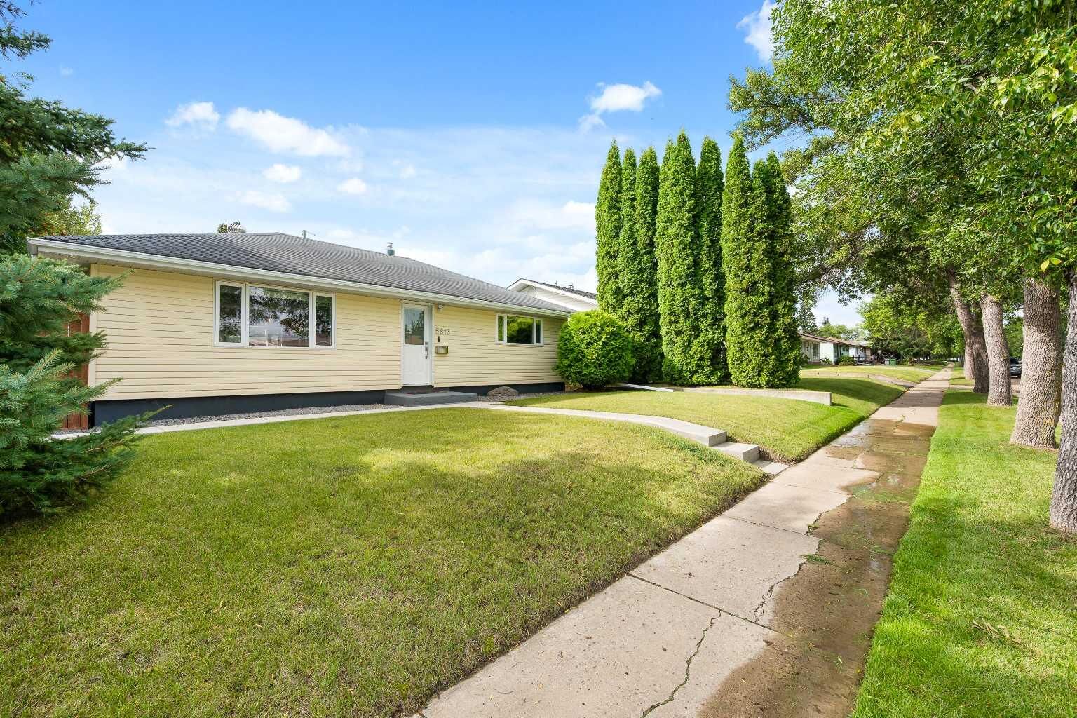 Property Photo: 5613 47 Street AB T9V 0H2
