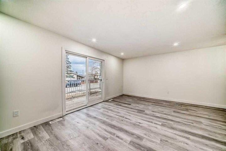 Property Photo: 2008 41 Street SE AB T2B 1C6