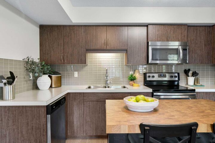 Property Photo: 250 Sage Valley Road NW 1205 AB T3R 0R6