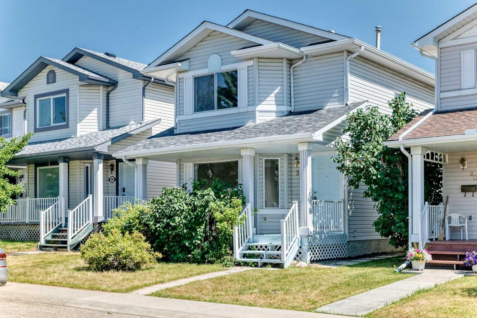 Property Photo: 94 Arbour Wood Mews NW AB T3G 4B6