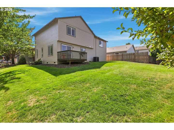 Property Photo:  13811 SE Gannon Dr  OR 97015 