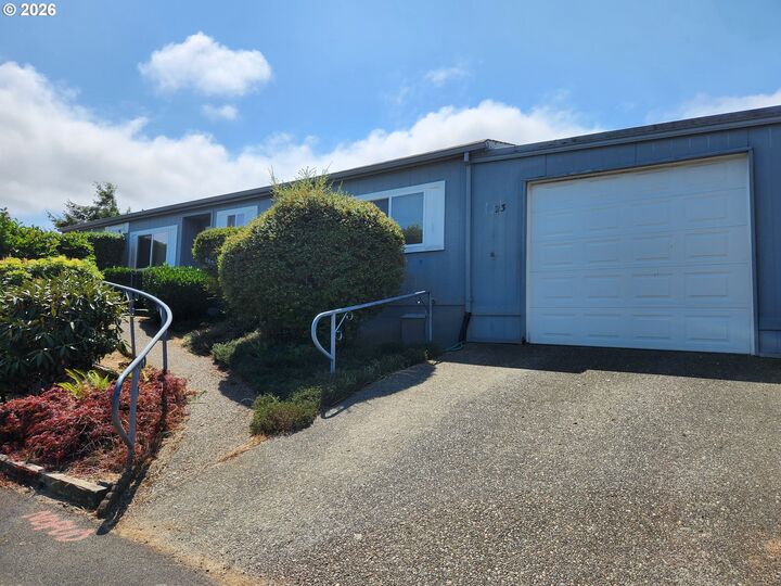 Property Photo:  100 River Bend Rd  OR 97467 