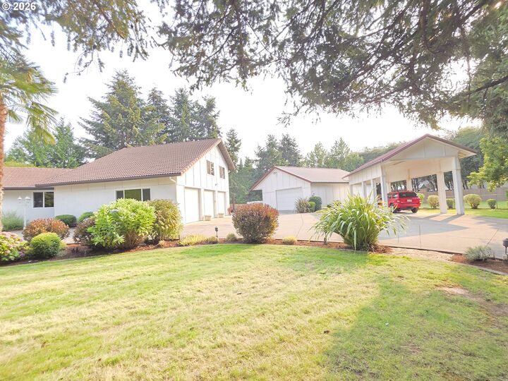 Property Photo:  3117 NW 121st St  WA 98685 