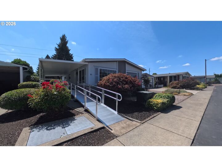 Property Photo:  1055 Lockhaven Dr N 83  OR 97303 