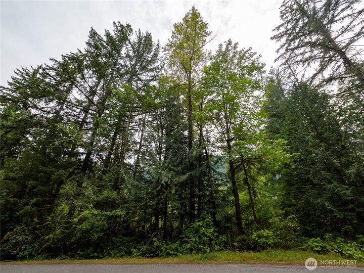 Property Photo: 7449 Miller Way WA 98244