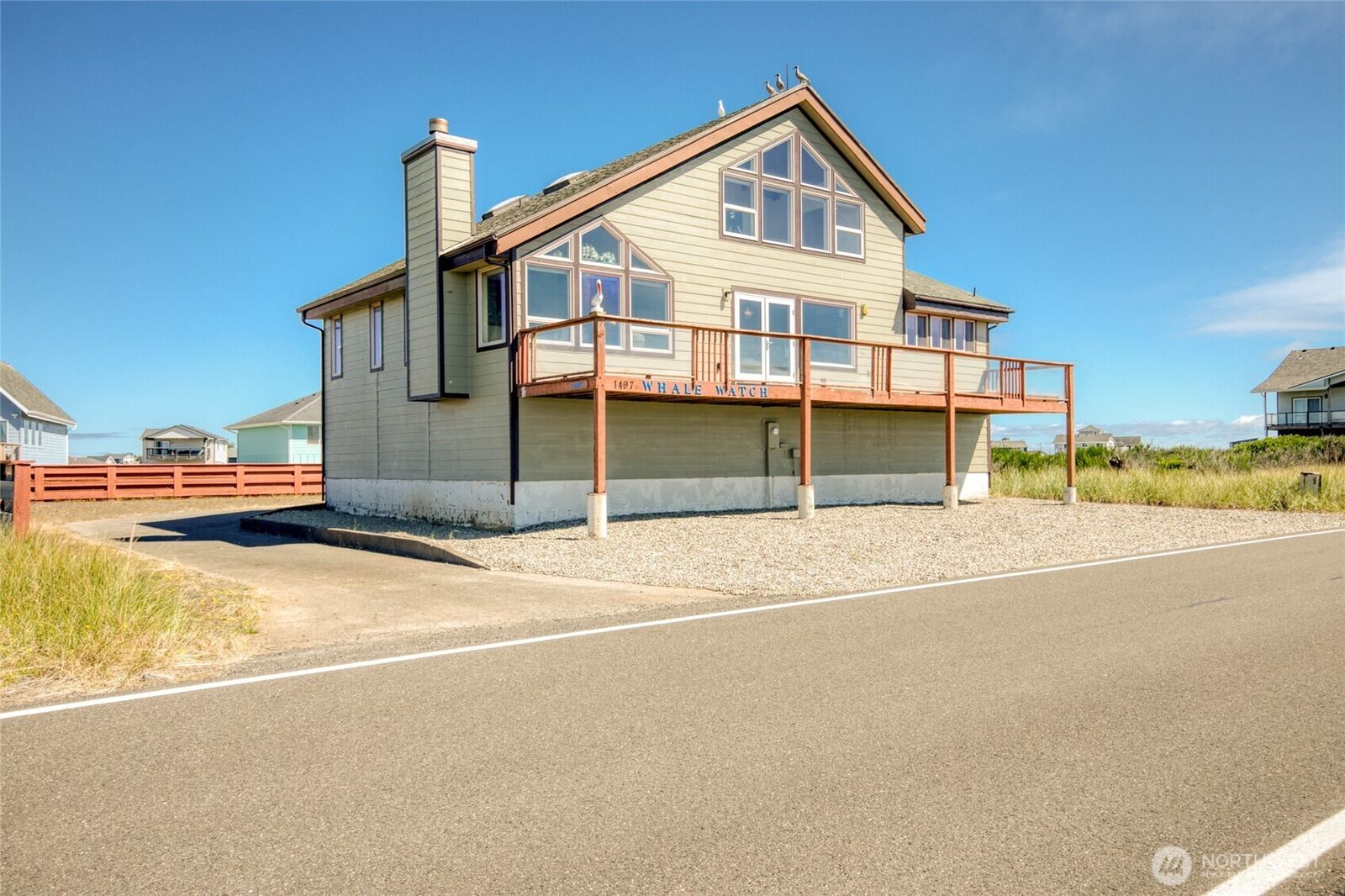 Property Photo:  1497 E Ocean Shores Boulevard SW  WA 98569 