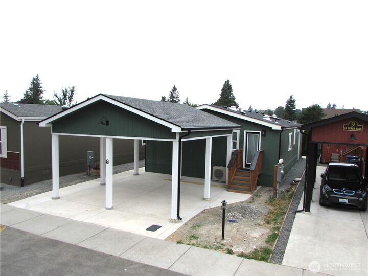 Property Photo:  4424  84th Street NE 8  WA 98270 