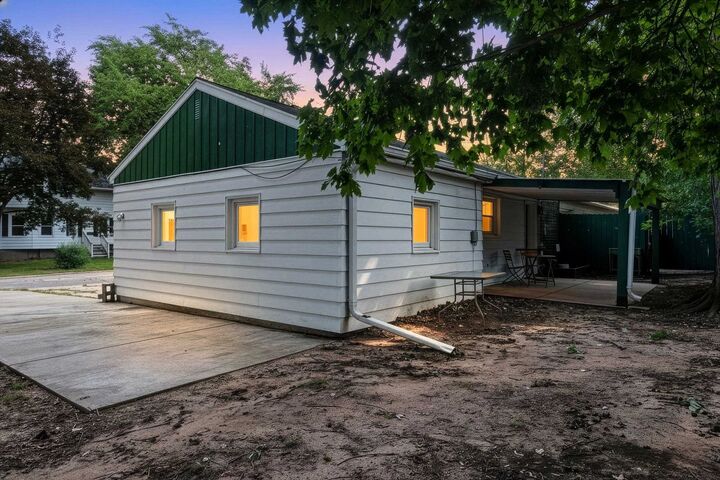 Property Photo:  101 W Whitney Street  WI 54301 