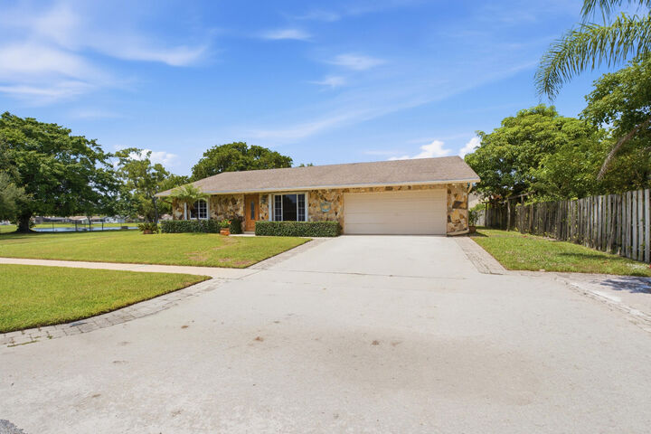 Property Photo: 4778 Blue Pine Circle FL 33463