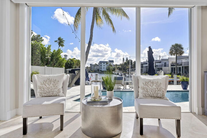 Property Photo:  910 Jasmine Drive  FL 33483 