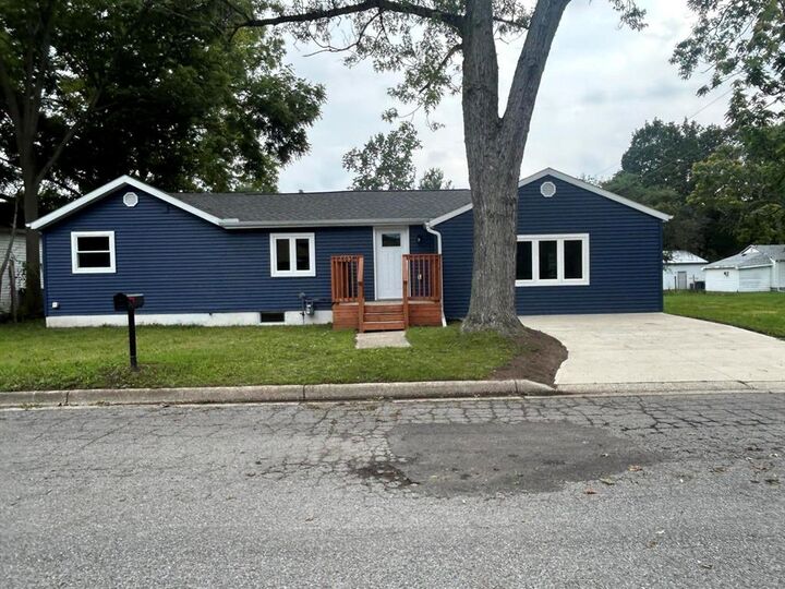 Property Photo: 803 Enterprise Street MI 49107