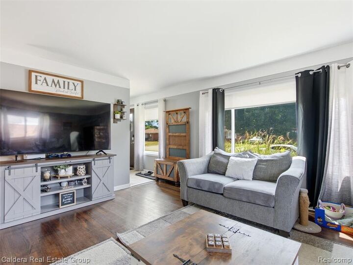 Property Photo: 28726 Suburban Drive MI 48088