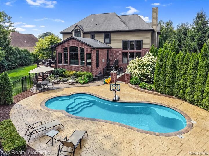 Property Photo: 24364 Tara Drive MI 48178