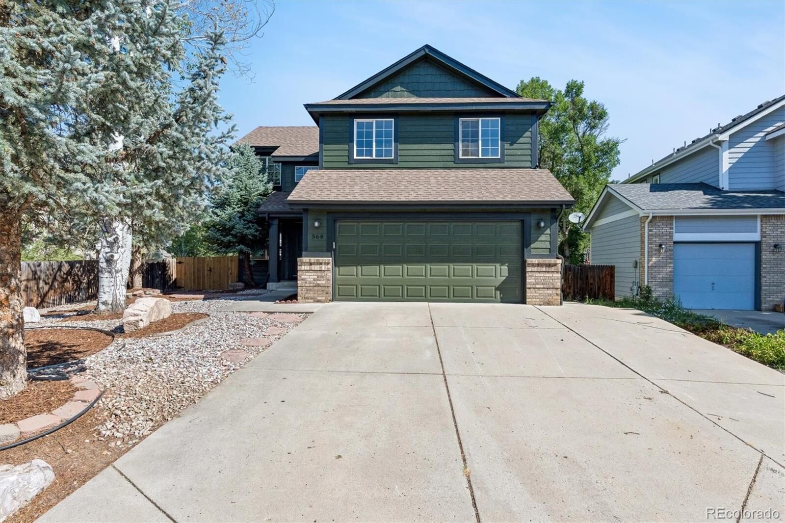 Property Photo:  568 Mesa Drive  CO 80537 