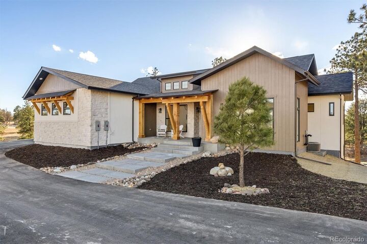 Property Photo: 11004 Sunset Oaks Place CO 80116