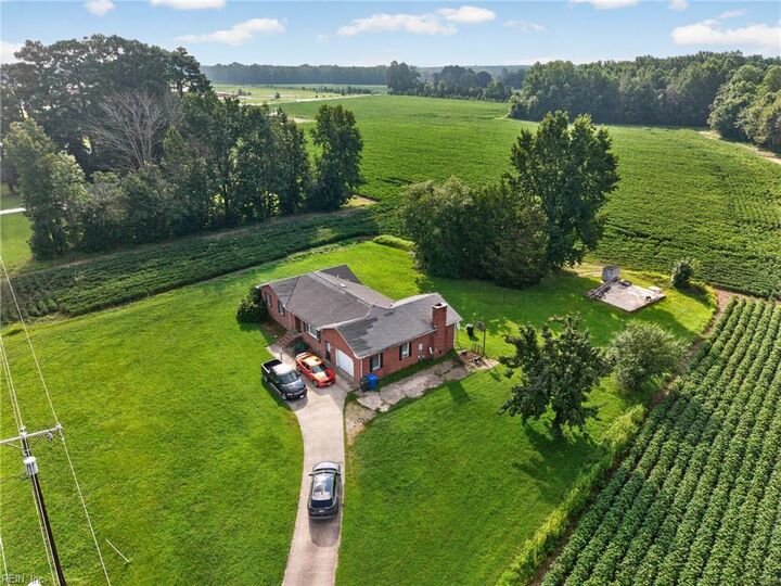 Property Photo: 5729 Holland Rd VA 23437