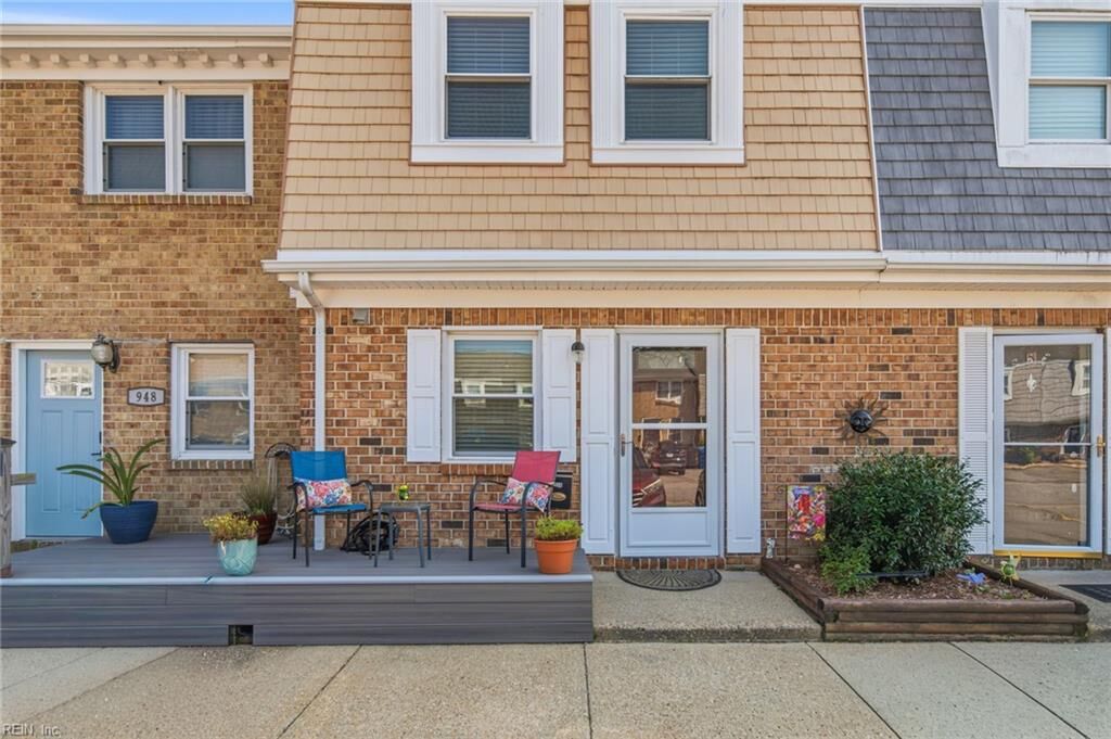 Property Photo: 950 Maryland Ave VA 23451