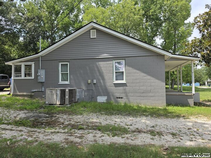 Property Photo:  515 Hinson St  NC 27870 