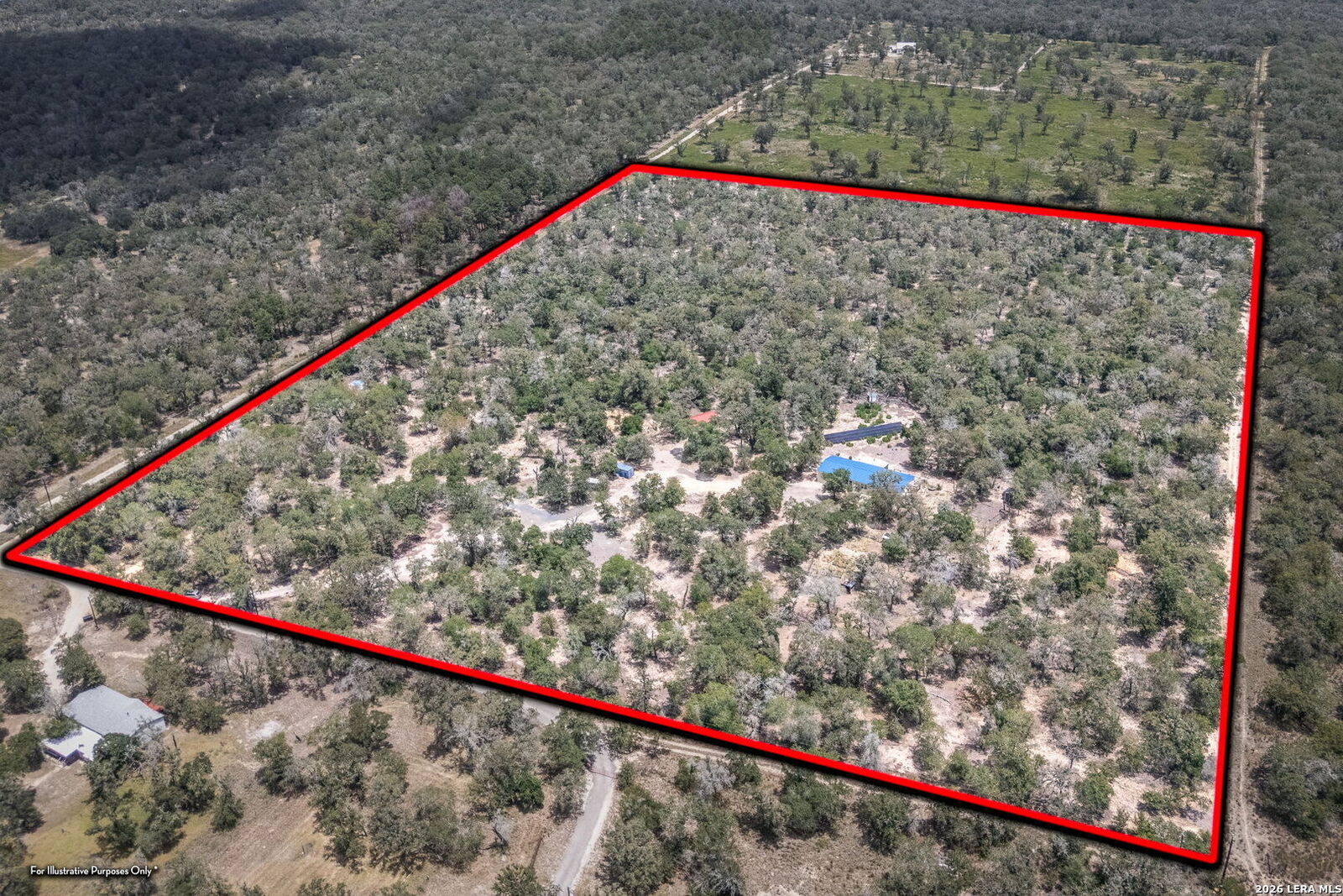 Property Photo: 520 Turkey Tree Trl TX 78155