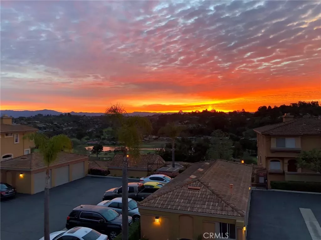 Property Photo:  30902 Clubhouse Drive 3G  CA 92677 