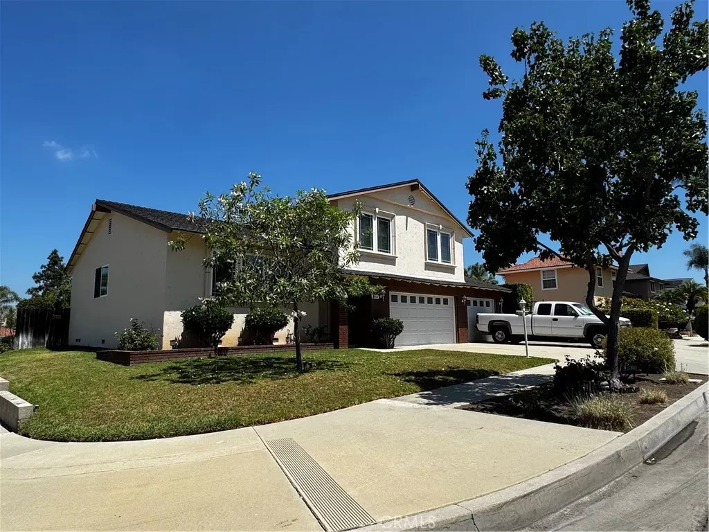 Property Photo:  5901 E Hadrians Crescent  CA 92807 