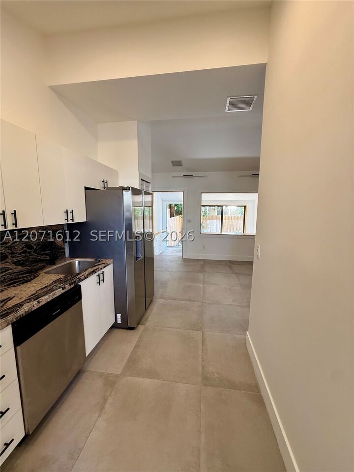 Property Photo: 3 NE 70th St 1 FL 33138