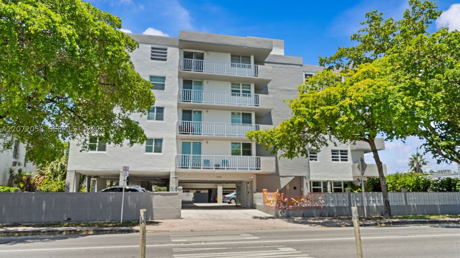 Property Photo:  1145 Normandy Dr 505  FL 33141 