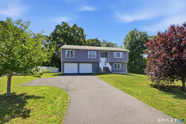 Property Photo:  366 King Street  CT 06108 