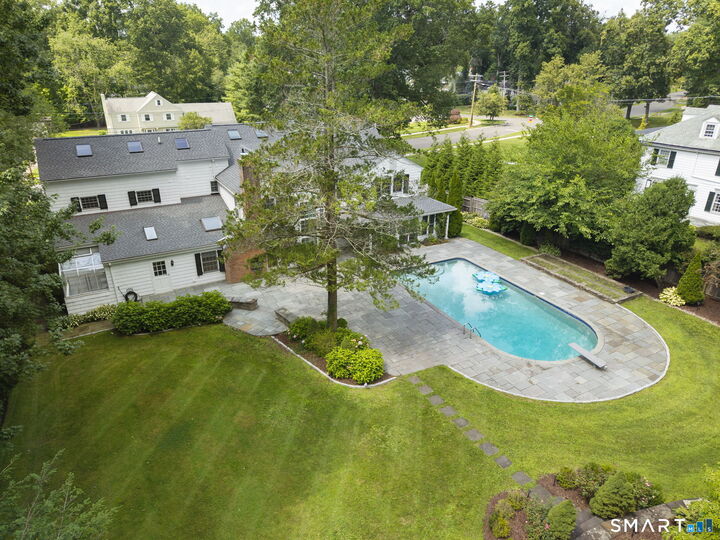 Property Photo:  96 Norwood Road  CT 06117 