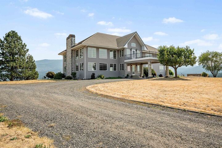 Property Photo:  4216 S Owl Ln  WA 99016 