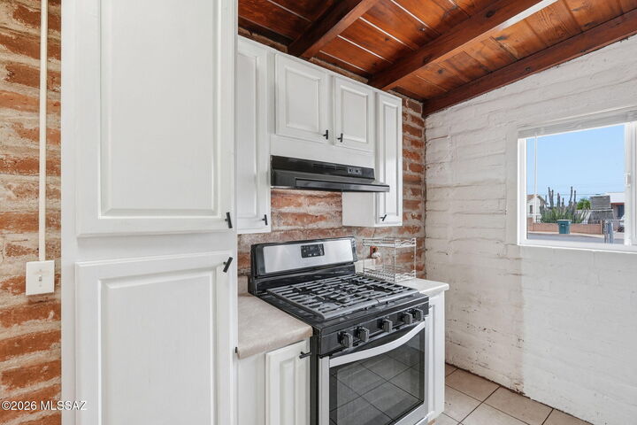 Property Photo:  174 W Borrego Street  AZ 85706 
