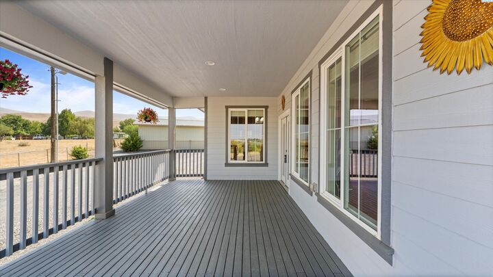 Property Photo: 173403 W Byron Rd. WA 99350