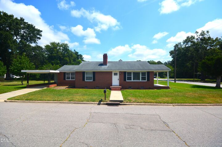 Property Photo: 901 Cofield Street NC 27886