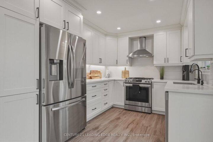 Property Photo: 1100 Maclean Street ON L9S 1W1