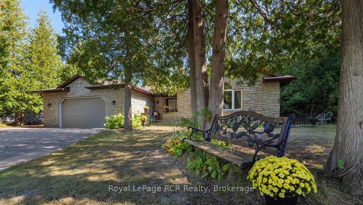 55 Shamrock Boulevard — photo 1